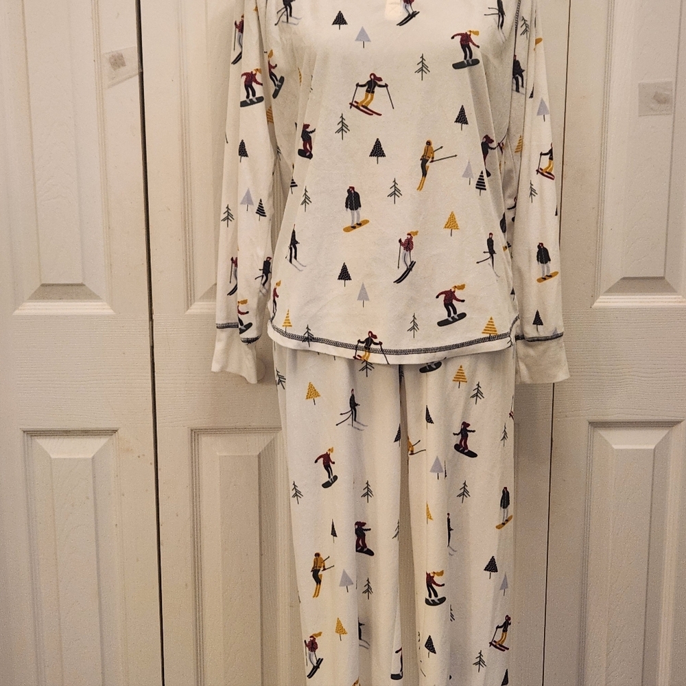 PJ SALVAGE Soft Velour Ski Print Pjs